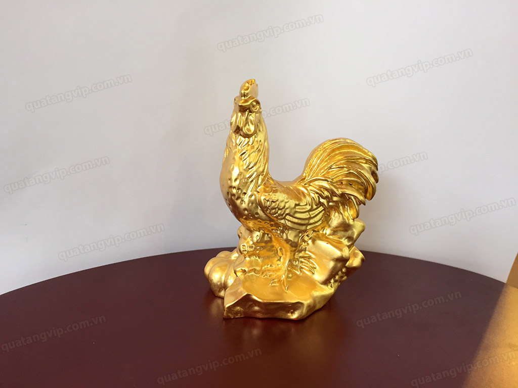 Tượng đồng con Gà dát vàng cao 8cm - Q0574