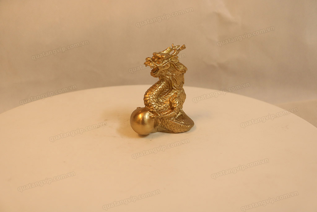 Tượng đồng con Rồng ôm ngọc 8cm - Q0130