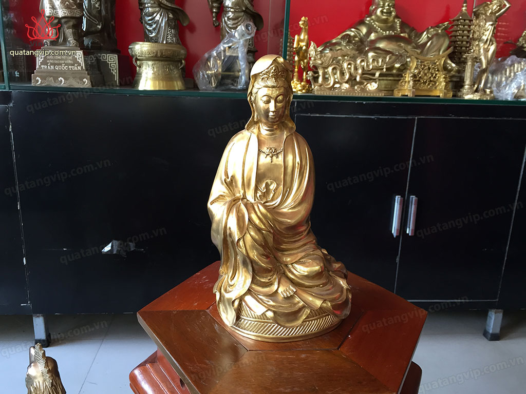 Tượng đồng Phật Quan Âm ngồi bệ cỏ 30cm - Q0553